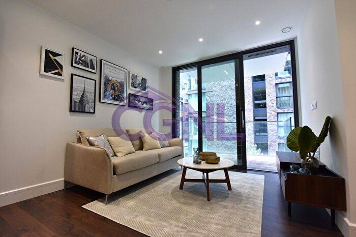 Studio To Rent In Neroli House, Piazza Walk, Tower Hamlets, London, E1