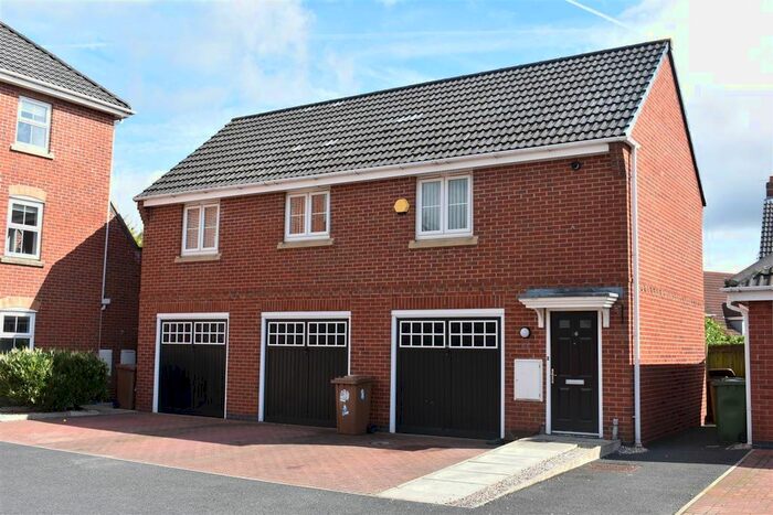 2 Bedroom Flat To Rent In Womack Gardens, Thatto Heath, St. Helens, WA9
