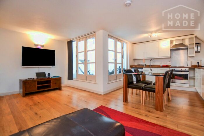 2 Bedroom Flat To Rent In Imperial Hall, Old Street, EC1V