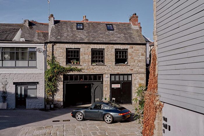 3 Bedroom Semi Detached House For Sale In Bohill, Penryn, TR10