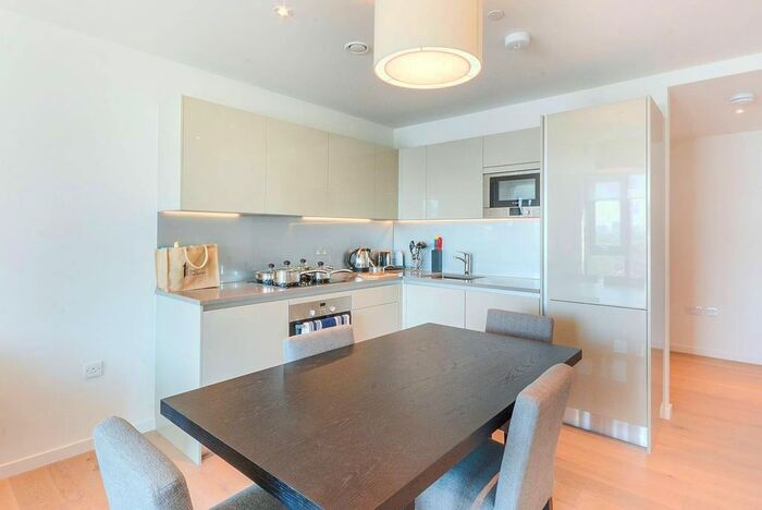 1 Bedroom Flat To Rent In St Gabriels Walk, Elephant And Castle, SE1
