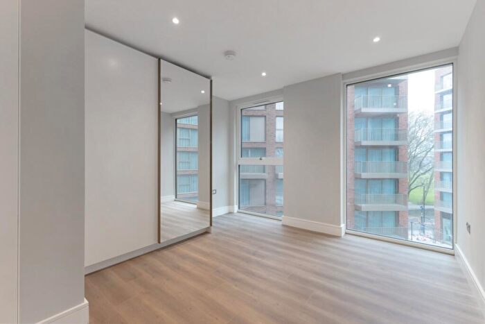 2 Bedroom Apartment To Rent In Moluccas Point, Deptford, SE8
