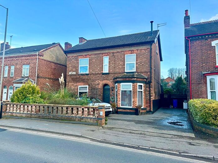 4 Bedroom Detached House For Sale In Rosliston Road, Burton-On-Trent, DE15
