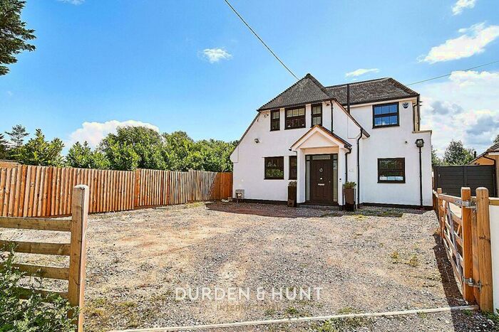 4 Bedroom Detached House For Sale In Ongar Road, Abridge, RM4