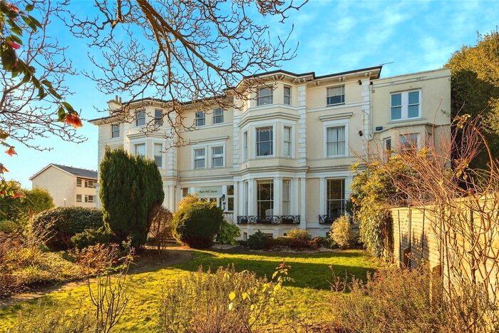 2 Bedroom Flat To Rent In Rose Hill House, Clarence Road, Tunbridge Wells, Kent, TN1