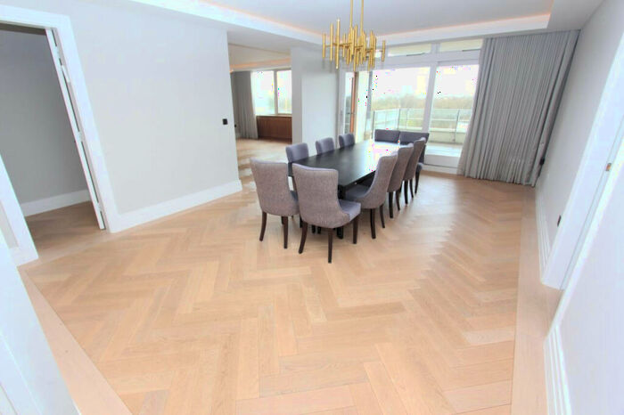 3 Bedroom Apartment To Rent In Imperial Court, - Prince Albert Road, London, NW8