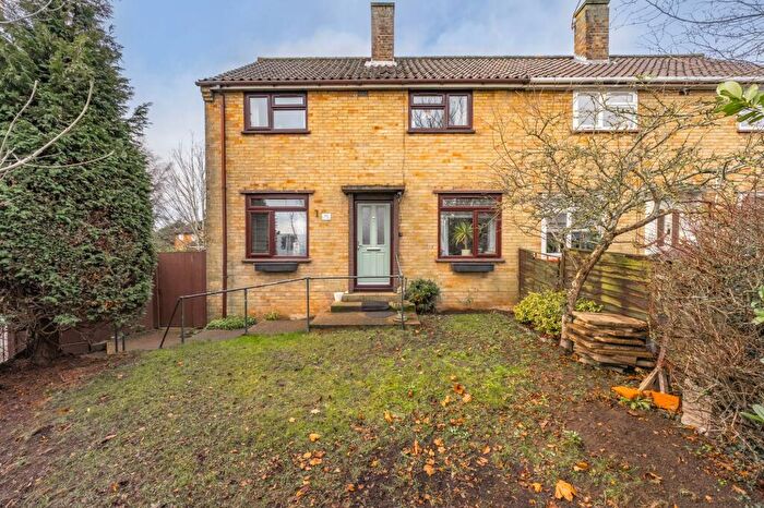 3 Bedroom Semi-Detached House For Sale In Hall Road, Norwich, NR4