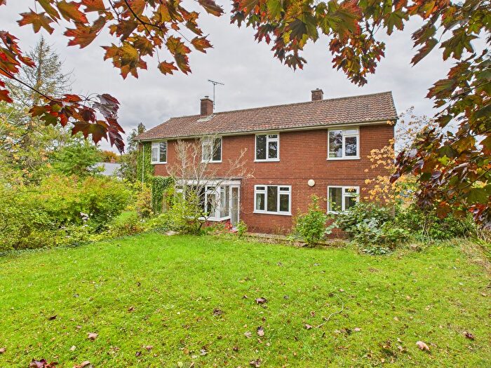 4 Bedroom Detached House For Sale In Church Road, Bridgwater, TA5
