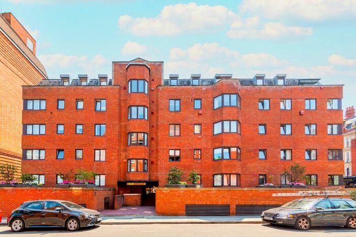 2 Bedroom Flat To Rent In Petyward, Marlowe Court, SW3