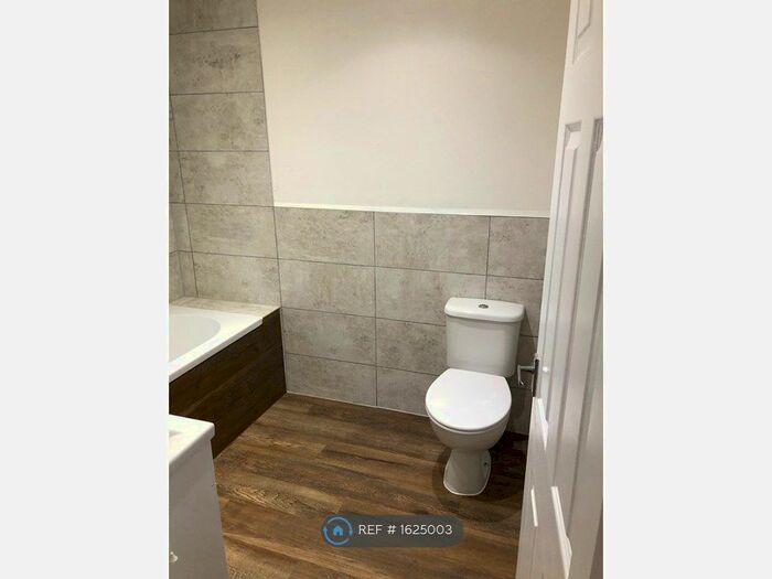 3 Bedroom Terraced House To Rent In Hendrefadog, Ferndale, CF43