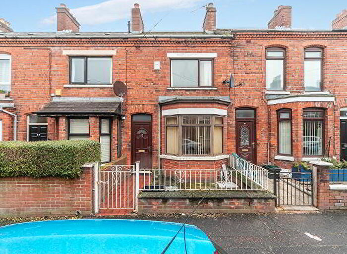 2 Bedroom Mid Terraced House For Sale In Melrose Street, Belfast, BT9