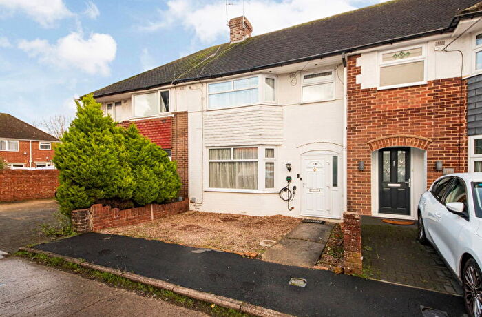 3 Bedroom Terraced House For Sale In Cheney Road, Banbury, OX16