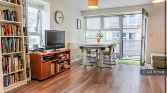 2 Bedroom Flat To Rent In Wellend Villas, Brighton, BN1