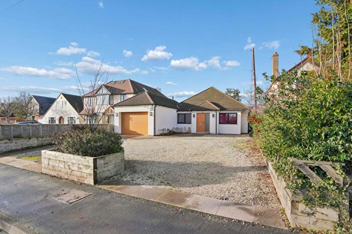 3 Bedroom Detached Bungalow For Sale In Oxford Road, Abingdon, OX14
