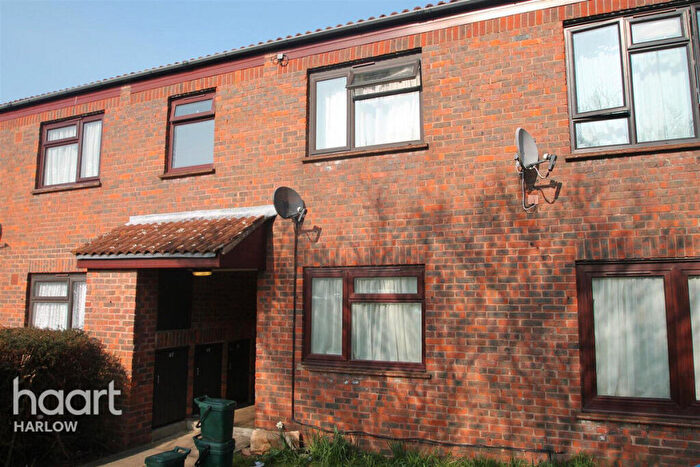 2 Bedroom Flat To Rent In Hull Grove, Harlow, CM19