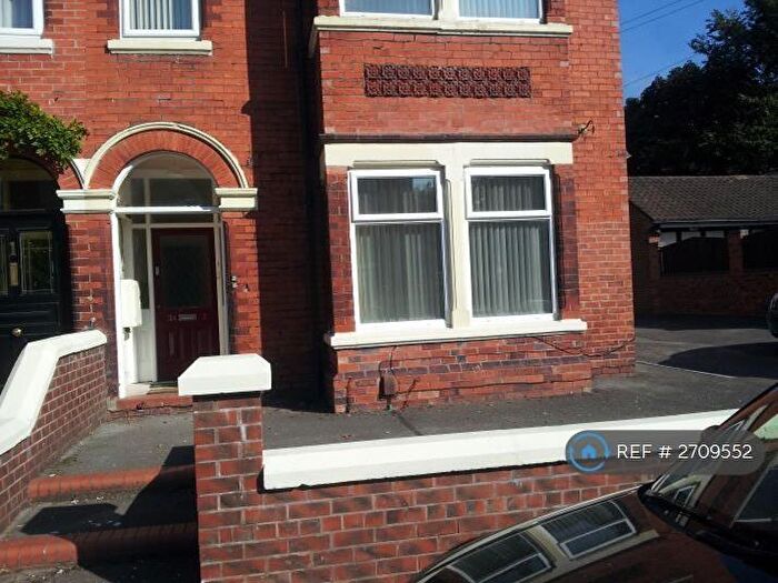 5 Bedroom Flat To Rent In Lancaster Avenue, Newcastle, ST5