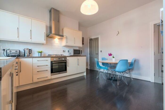 5 Bedroom Terraced House To Rent In Brudenell View, Hyde Park, Leeds, LS6