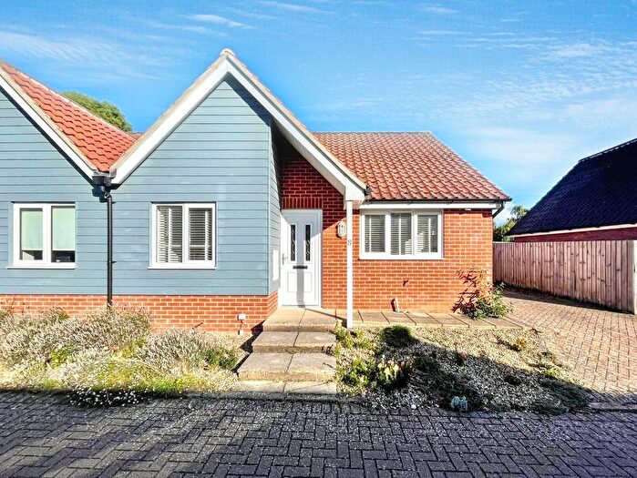 2 Bedroom Semi-Detached Bungalow For Sale In Tankard Farm Close, Bildeston, Ipswich, IP7