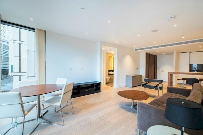 2 Bedroom Flat To Rent In Merchant Square East, London, W2