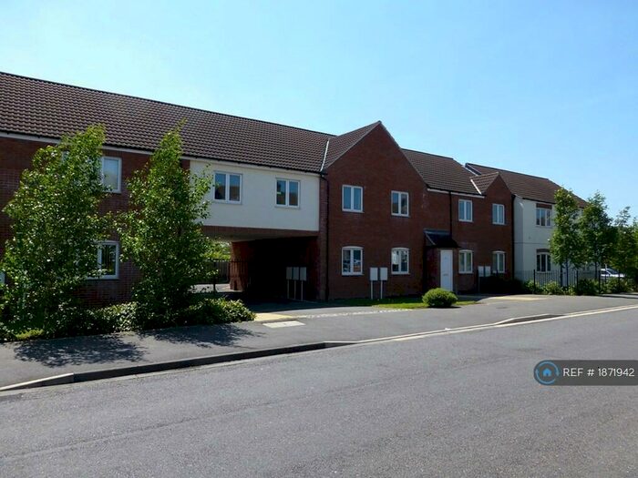 2 Bedroom Flat To Rent In Woodstock Road, Toton, Nottingham, NG9