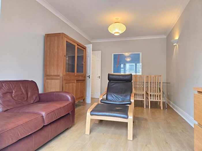 2 Bedroom Flat To Rent In Florin Court, E1