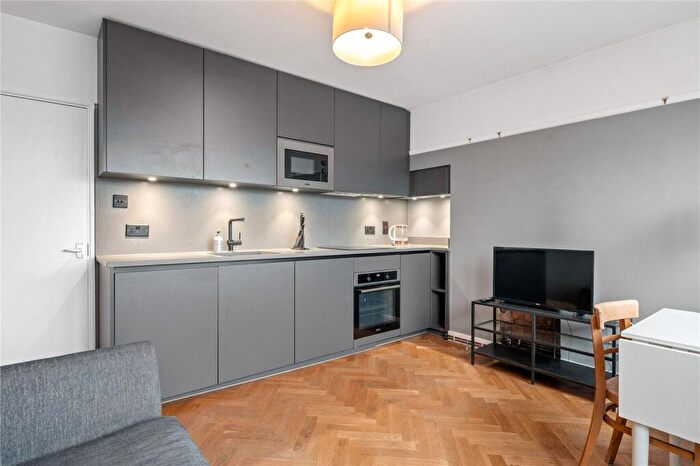 1 Bedroom Apartment To Rent In Gough House, Windsor Street, Islington, London, N1