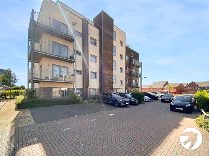 1 Bedroom Flat To Rent In Bennett Place, Dartford, Kent, DA1