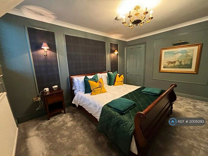 2 Bedroom Flat To Rent In Lancaster Park Road, Harrogate, HG2