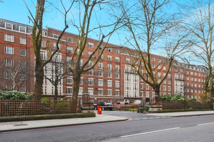 2 Bedroom Apartment To Rent In Eyre Court, St Johns Wood, NW8