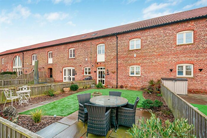 3 Bedroom Barn Conversion For Sale In Poppycorn Cottage, Enholmes Farm, Patrington, HU12
