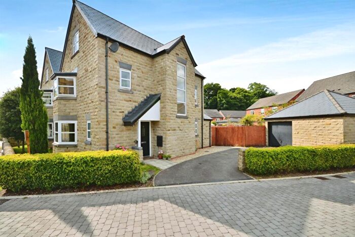 4 Bedroom Detached House For Sale In Leat Place, Bollington, SK10