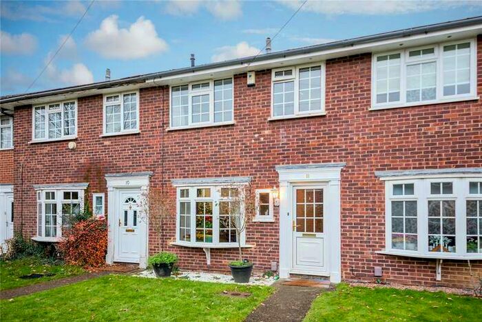 3 Bedroom House To Rent In Rembrandt Way, Walton-on-thames, Surrey, KT12