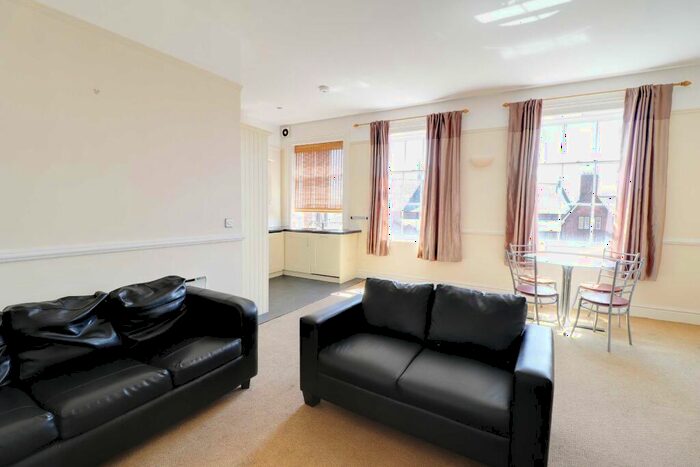 2 Bedroom Apartment To Rent In Catherine House, Upper Parliament Street, Liverpool, L8