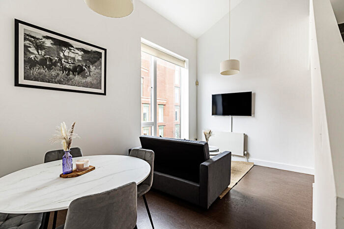 1 Bedroom Flat To Rent In Delancey Passage, Camden, London, NW1