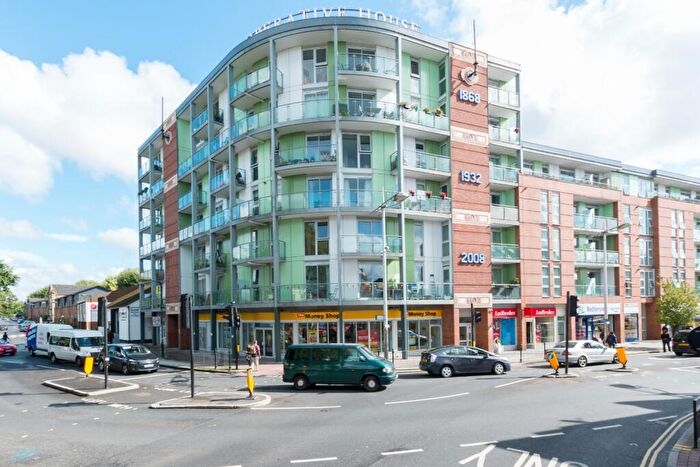 2 Bedroom Flat To Rent In Rye Lane Peckham, SE15