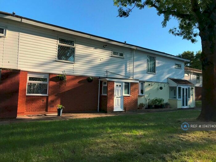3 Bedroom Terraced House To Rent In Lodge Park, Redditch, B98