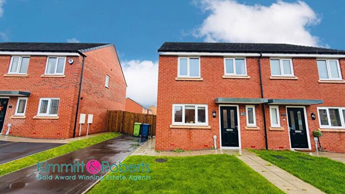 3 Bedroom Semi Detached House For Sale In Newton Drive, Houghton Le Spring, Tyne And Wear, DH4