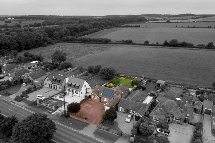 4 Bedroom Detached House For Sale In Hillside, Orwell, SG8