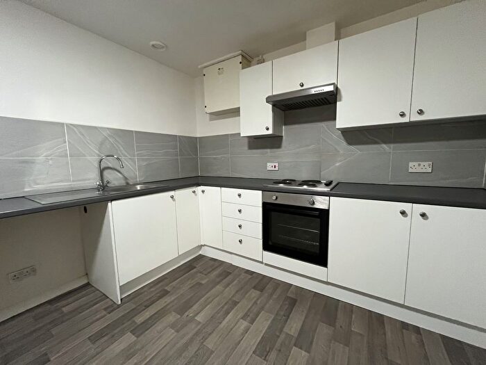 4 Bedroom Flat To Rent In St. Peters Road, Bournemouth, BH1