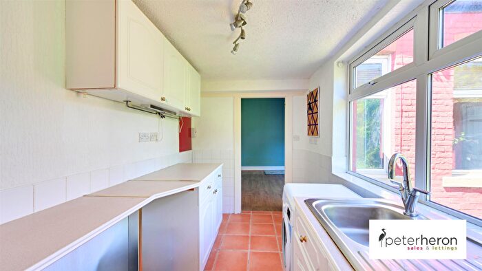 2 Bedroom Cottage For Sale In Leeds Street, Roker, Sunderland, SR6