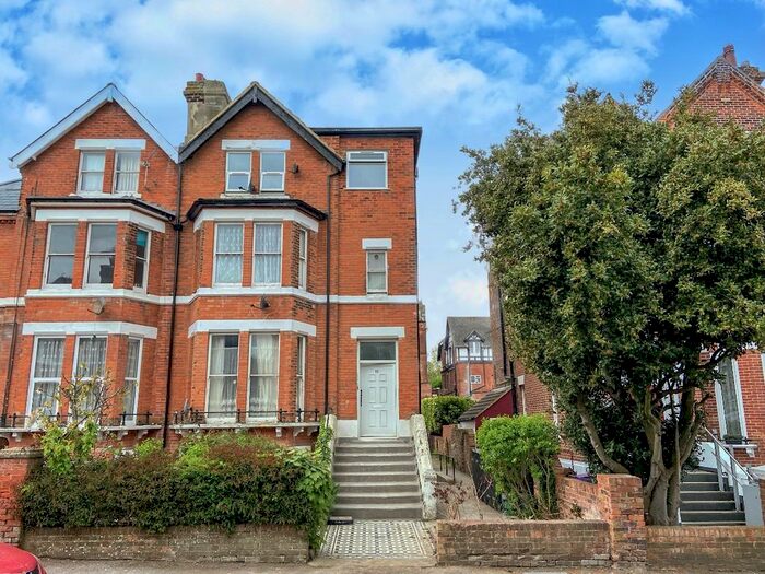 2 Bedroom Flat To Rent In Christ Church Road, Folkestone, CT20