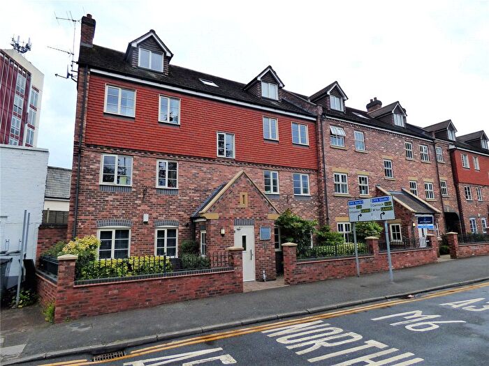 2 Bedroom Flat To Rent In North Walls, Stafford, Staffordshire, ST16