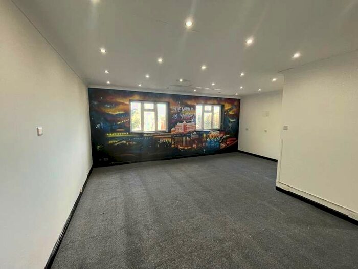 5 Bedroom Detached House To Rent In The Slieve, Handsworth Wood, B20