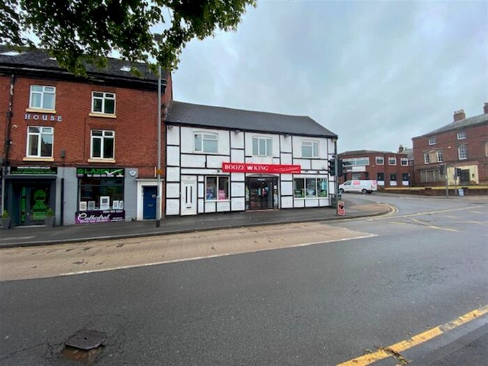 3 Bedroom Flat To Rent In St. Johns Wood, St. Johns Hill, Shenstone, Lichfield WS14