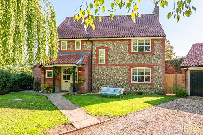 4 Bedroom Detached House For Sale In Beautifully Renovated Four-Bedroom Detached Home In Stibbard, NR21