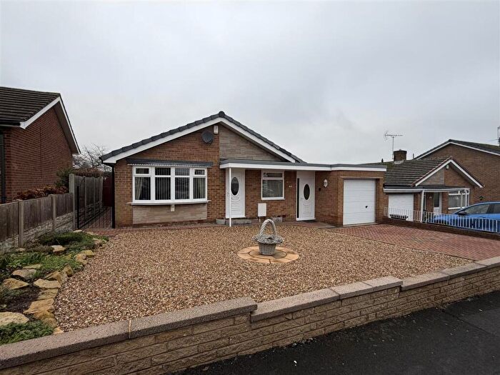 3 Bedroom Detached Bungalow For Sale In Scholey Avenue, Woodsetts, S81