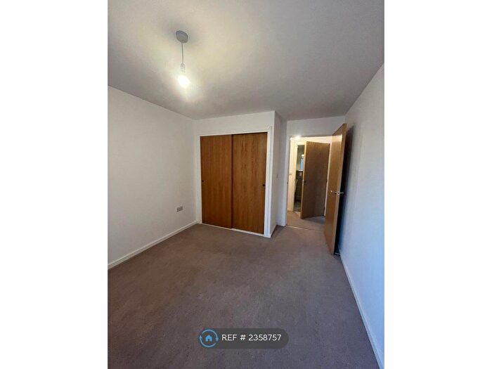 1 Bedroom Flat To Rent In Mullins House, Cheltenham, GL51