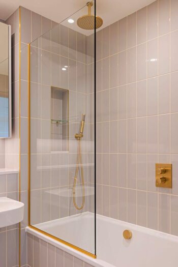 1 Bedroom Flat To Rent In The Eades, Selborne Road, Walthamstow, E17