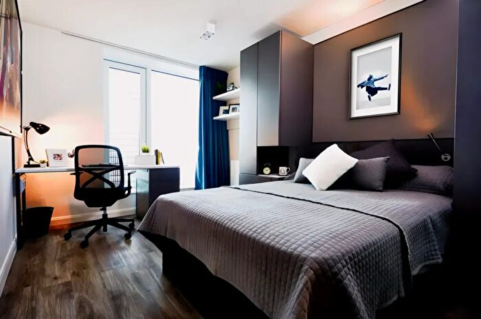 1 Bedroom Flat To Rent In Nobel Way, Manchester, M1
