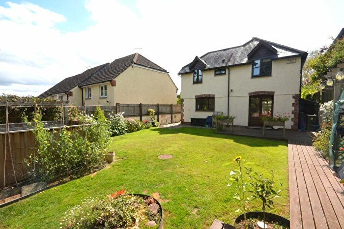 3 Bedroom Detached House For Sale In Thornes Meadow, Dunchideock, Exeter, Devon, EX2